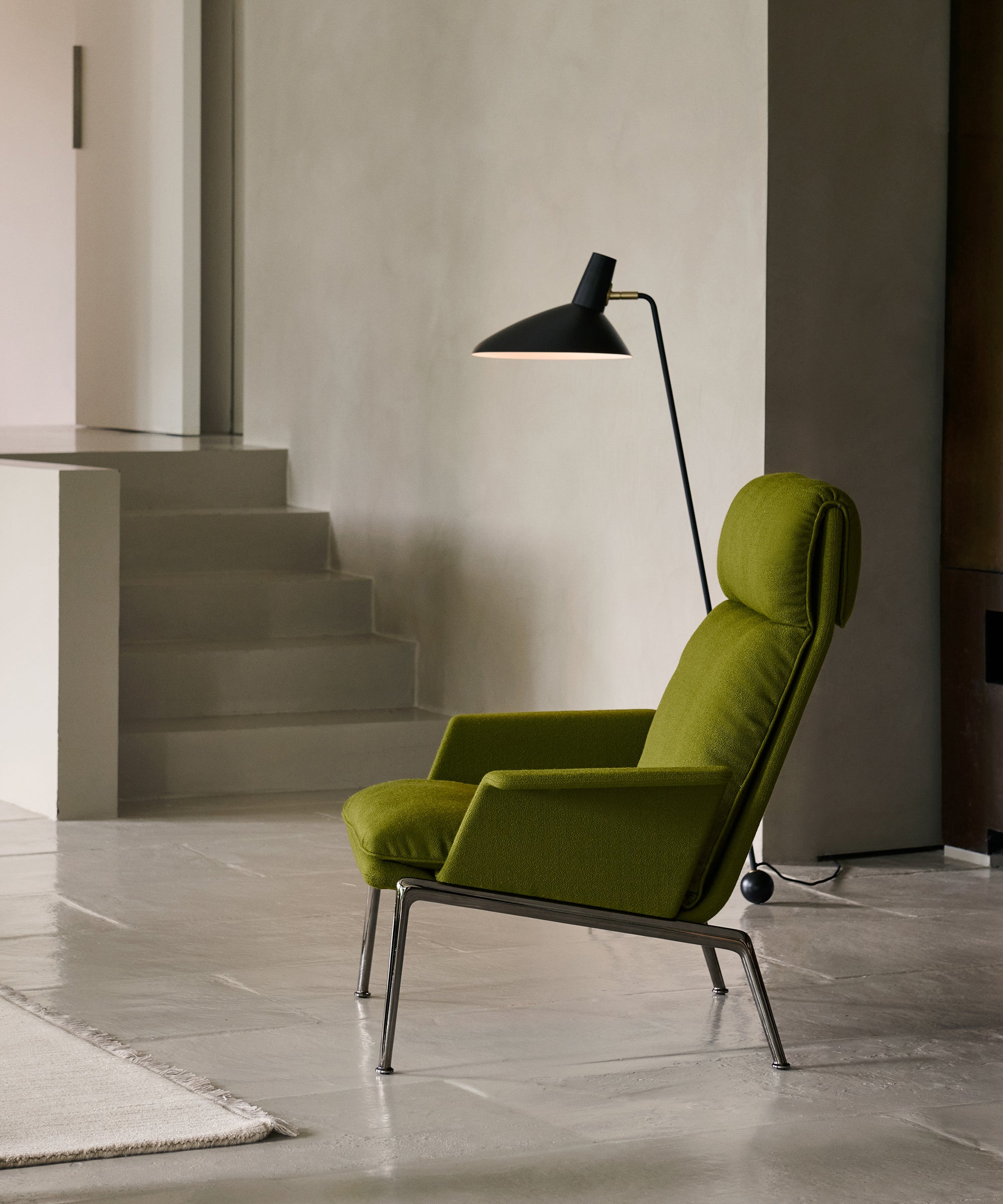 Tripod Floor Lamp HM8