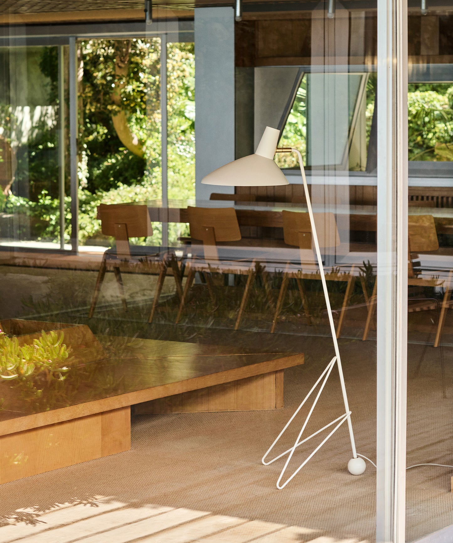 Tripod Floor Lamp HM8