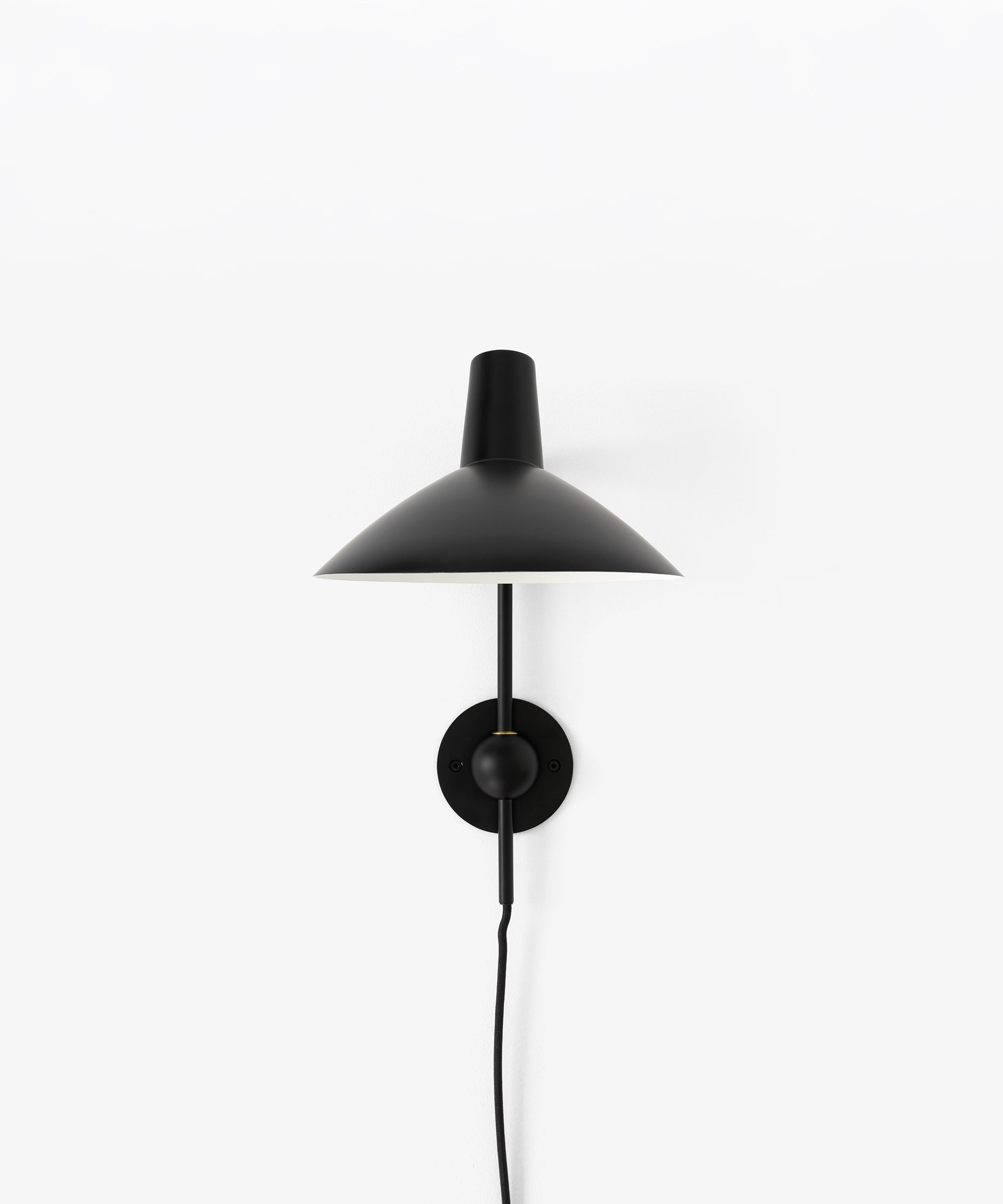 Tripod Wall Lamp HM12