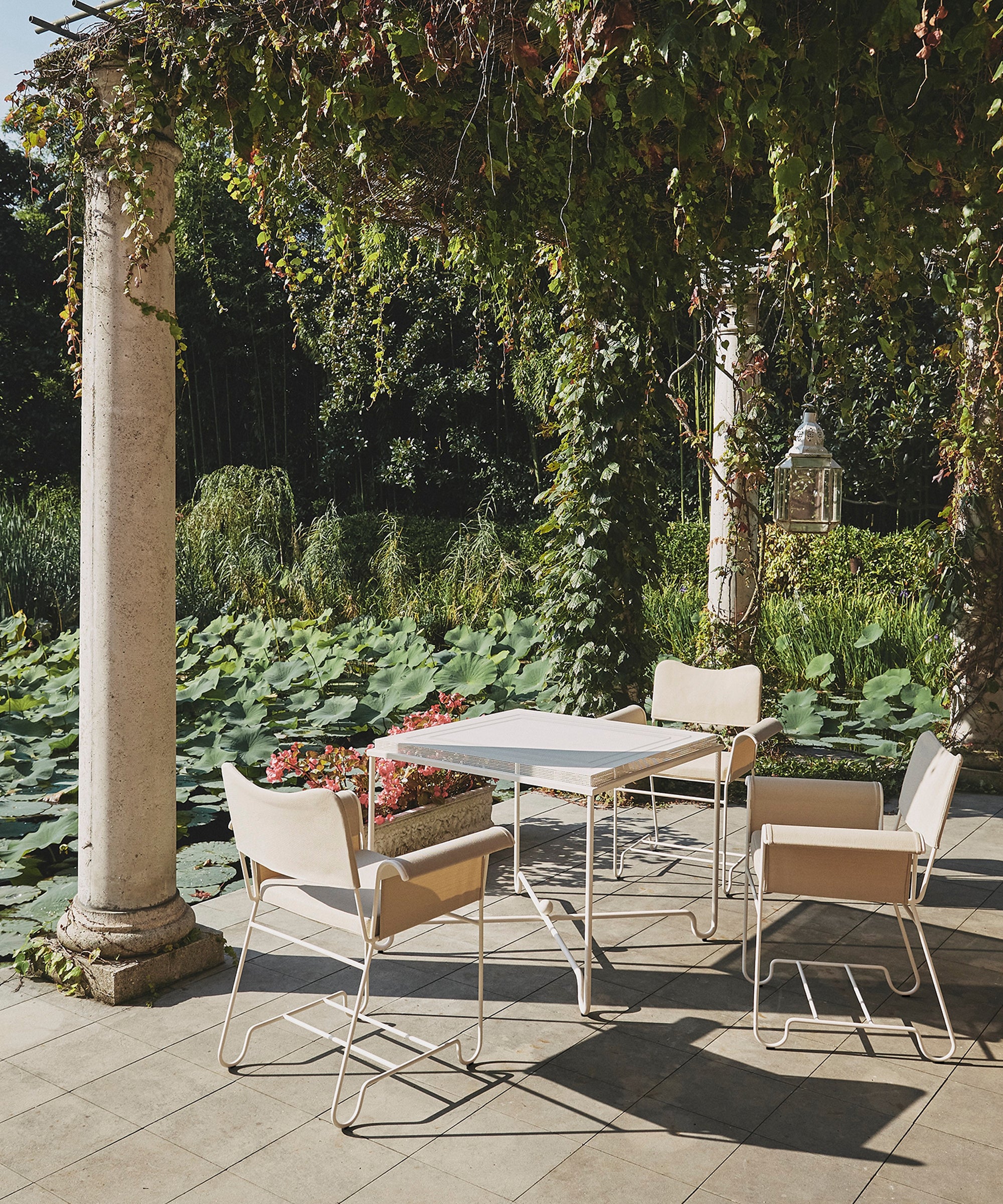 Tropique Dining Table