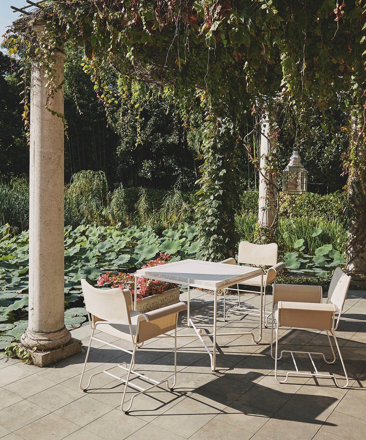 Tropique Dining Table