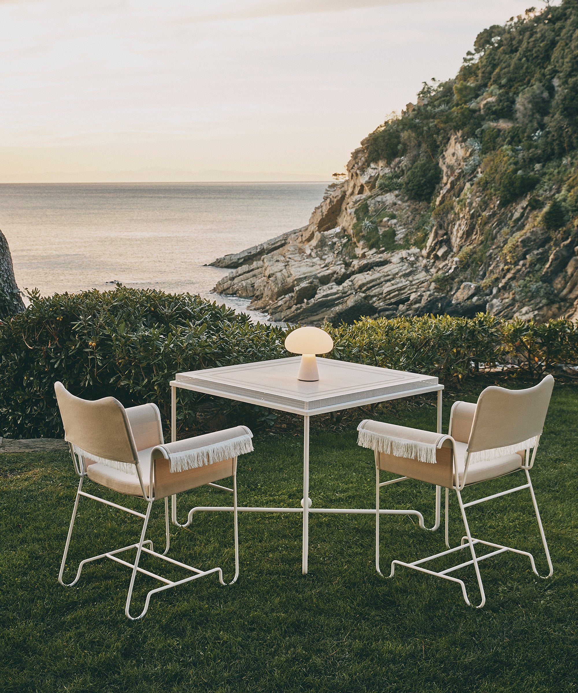 Tropique Dining Table