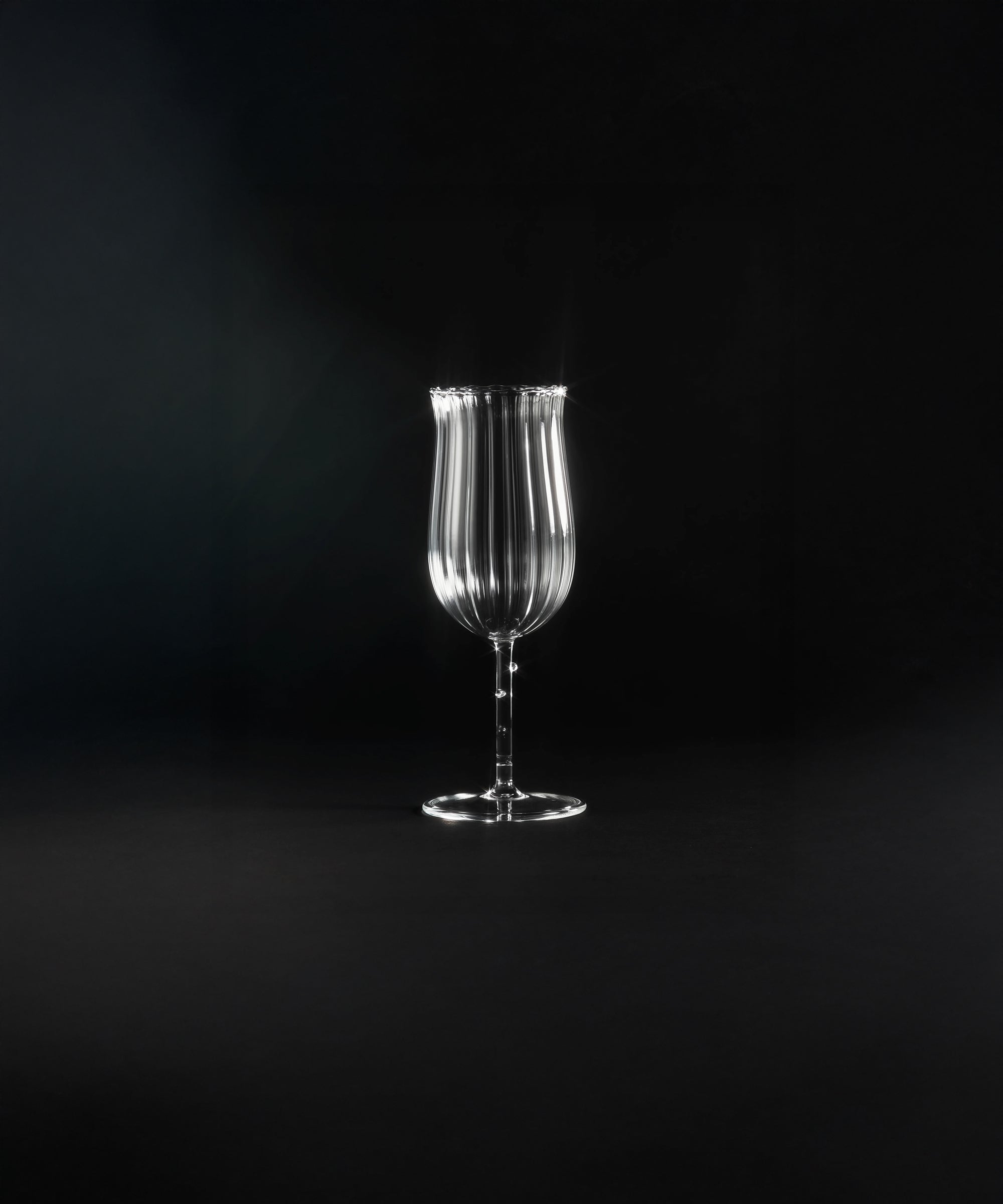 tulip-wine-glass-set-of-4-01
