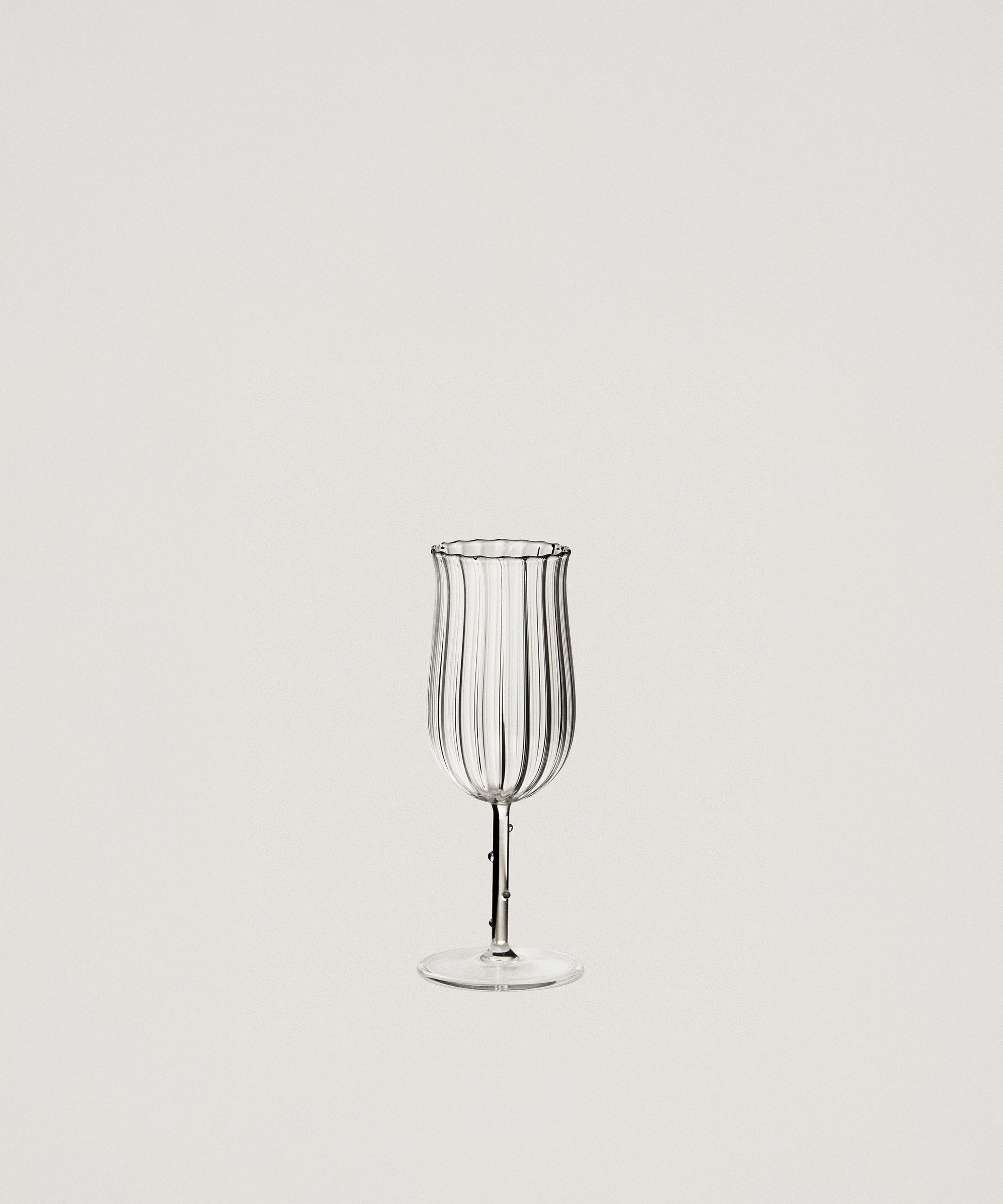 Tulip Wine Glass, Set of 4