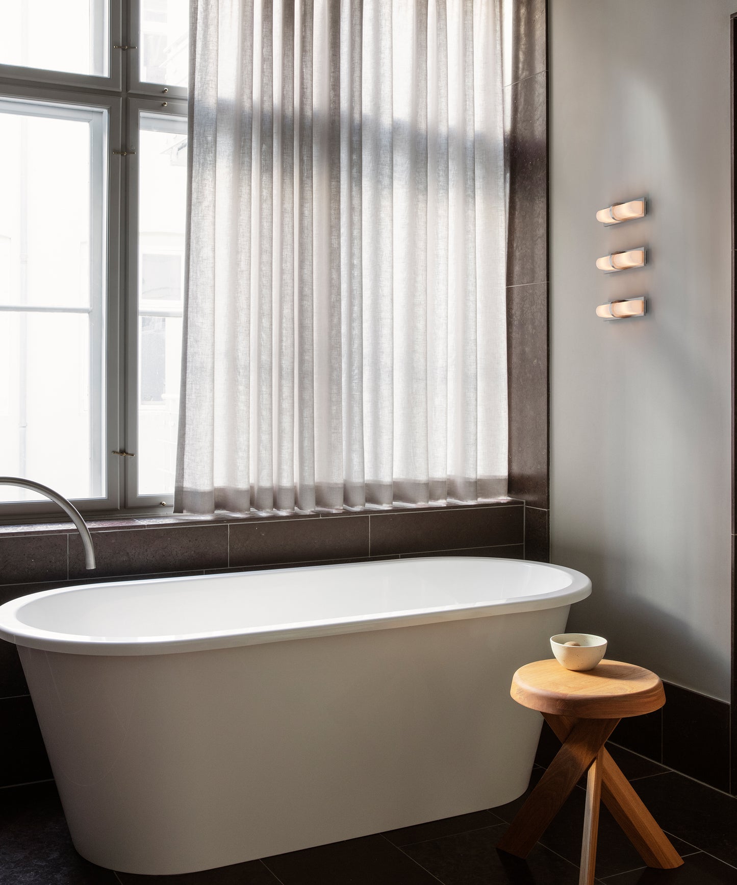Ublo Wall Lamp