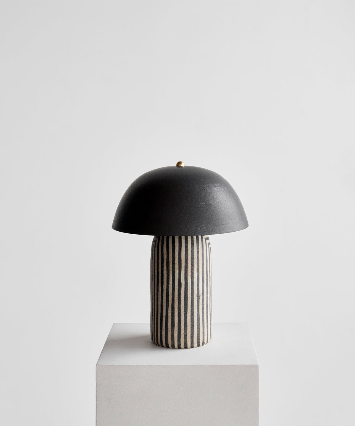 Tera Lamp - Stripe (Black Shade)