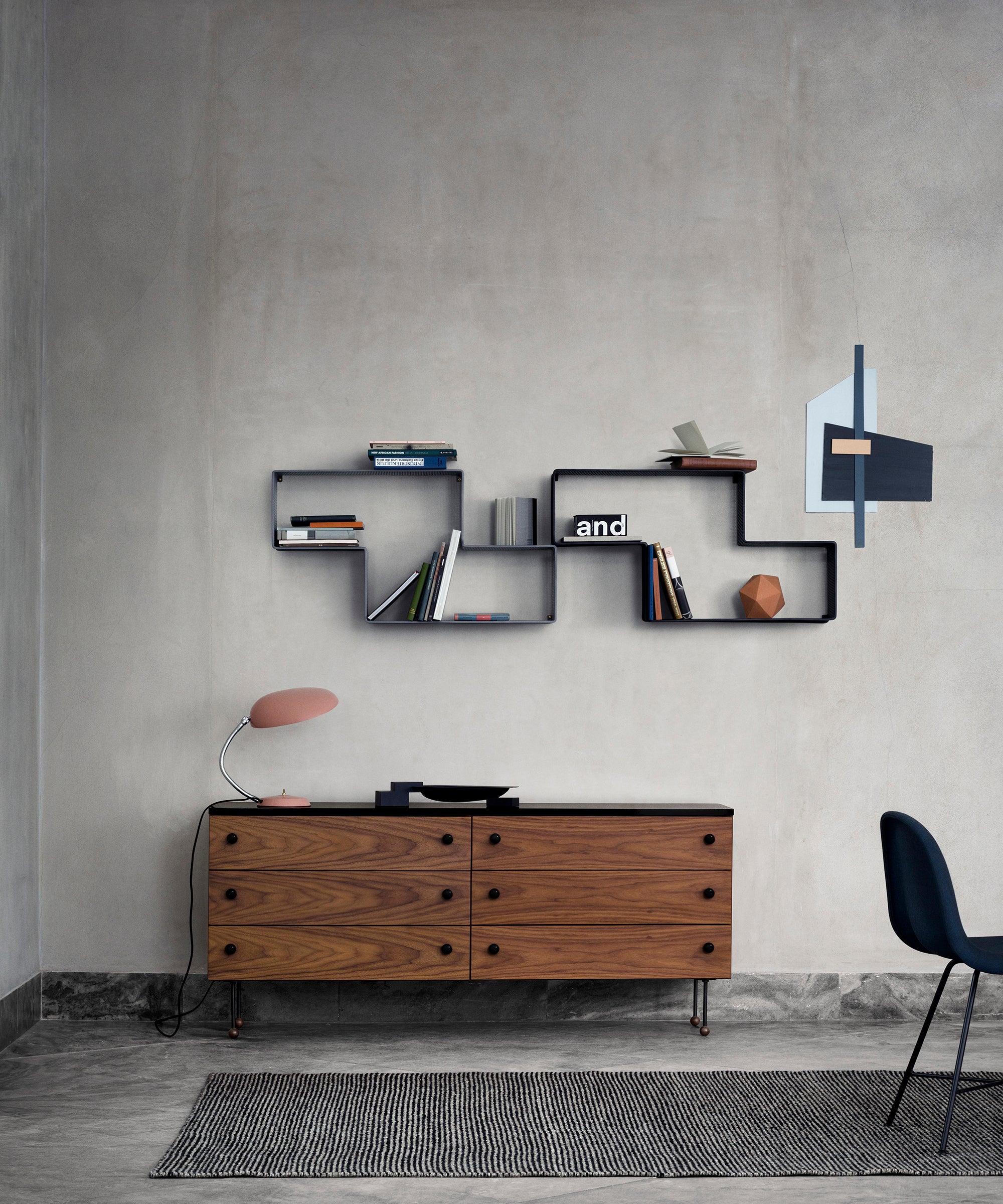 Cobra Table Lamp