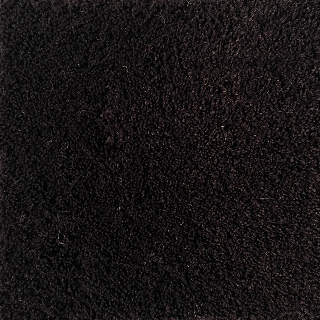 100% New Zealand Wool in Dark Brown