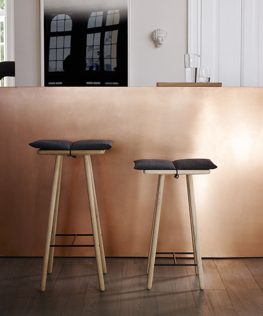 Georg Bar Stool