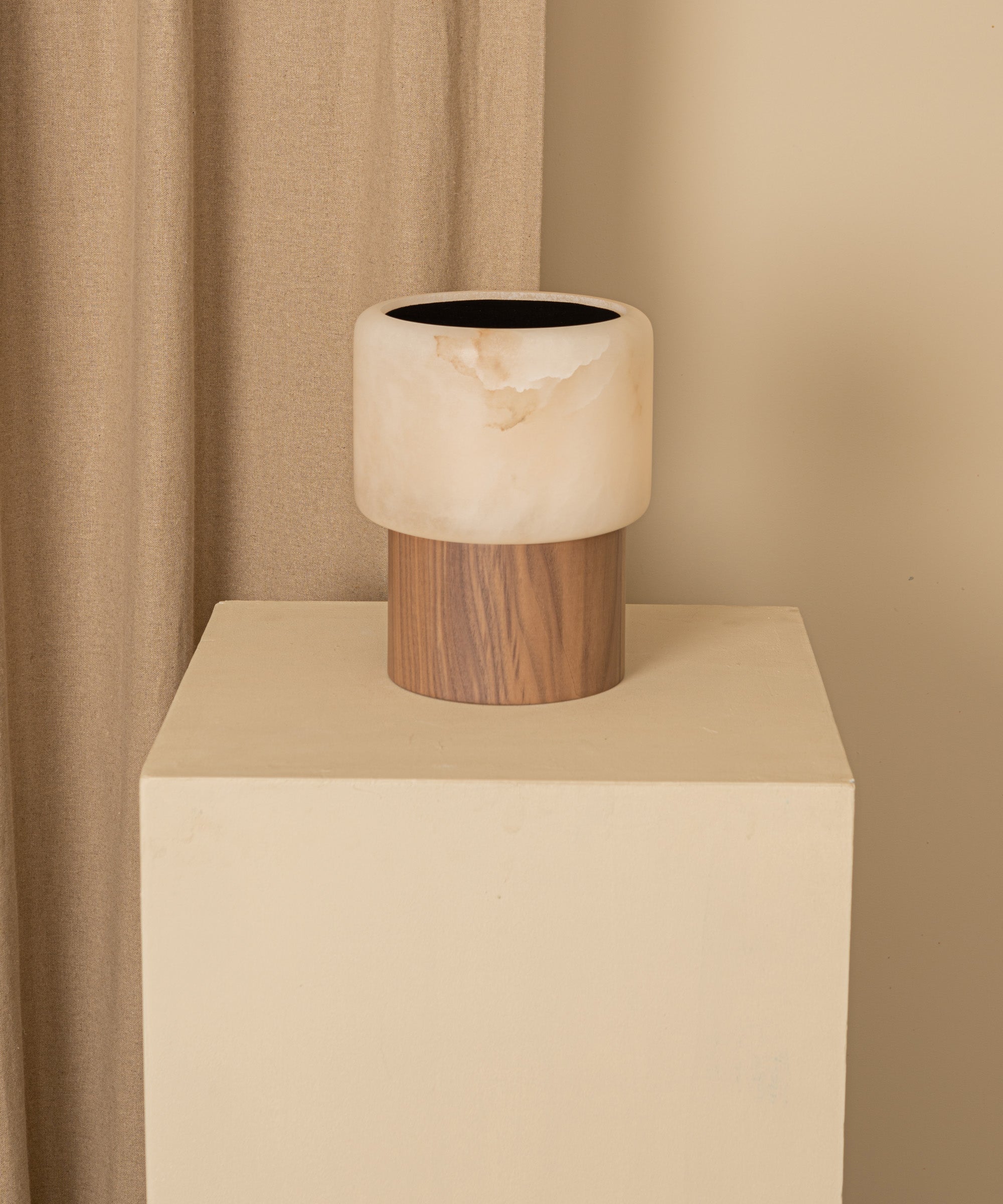 Lanterno Table Lamp