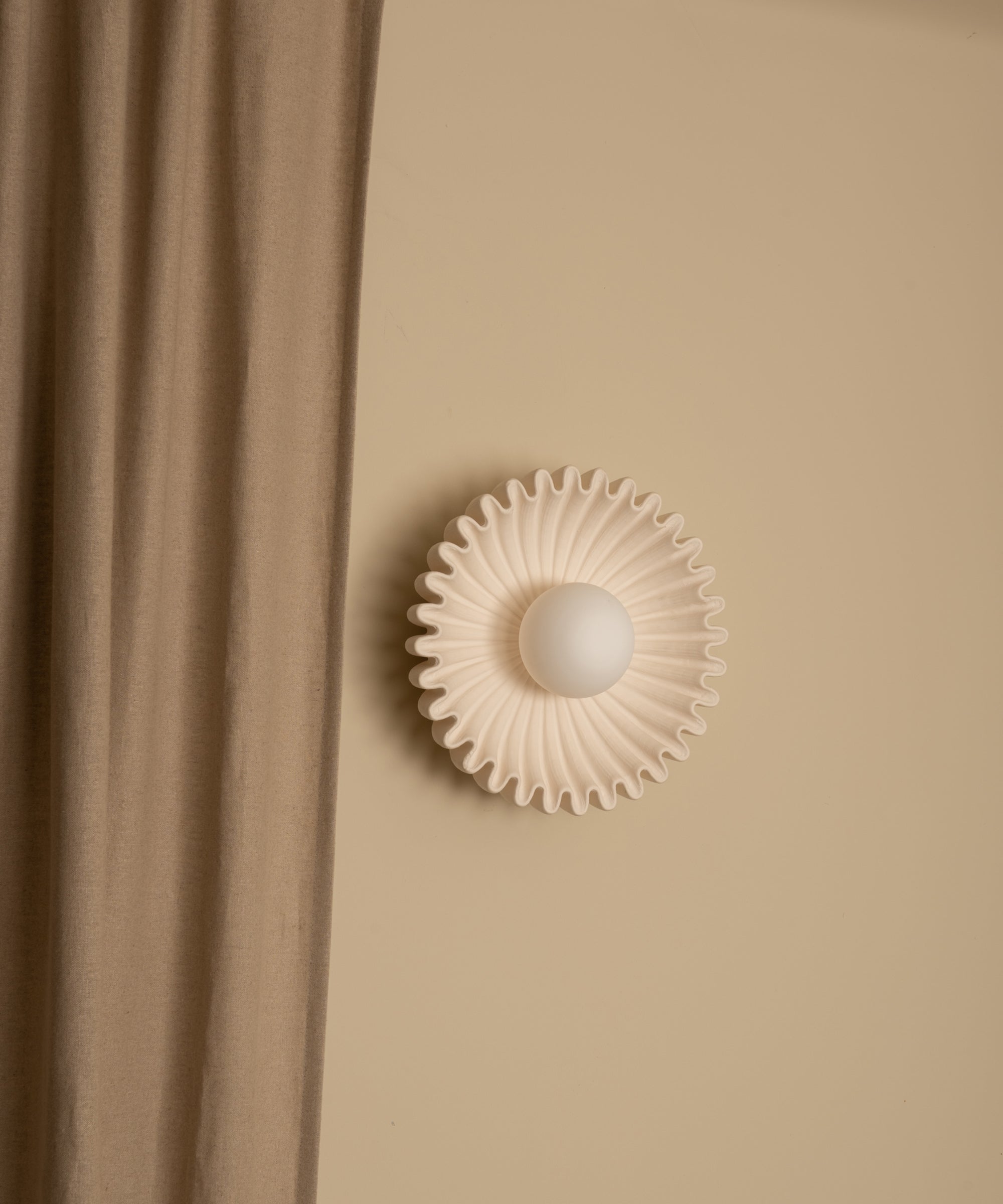 Ostro Sconce