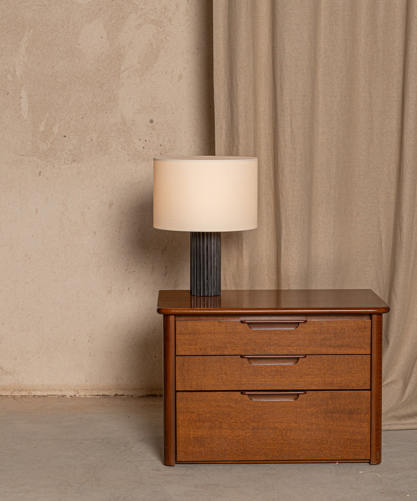 Pipito Table Lamp