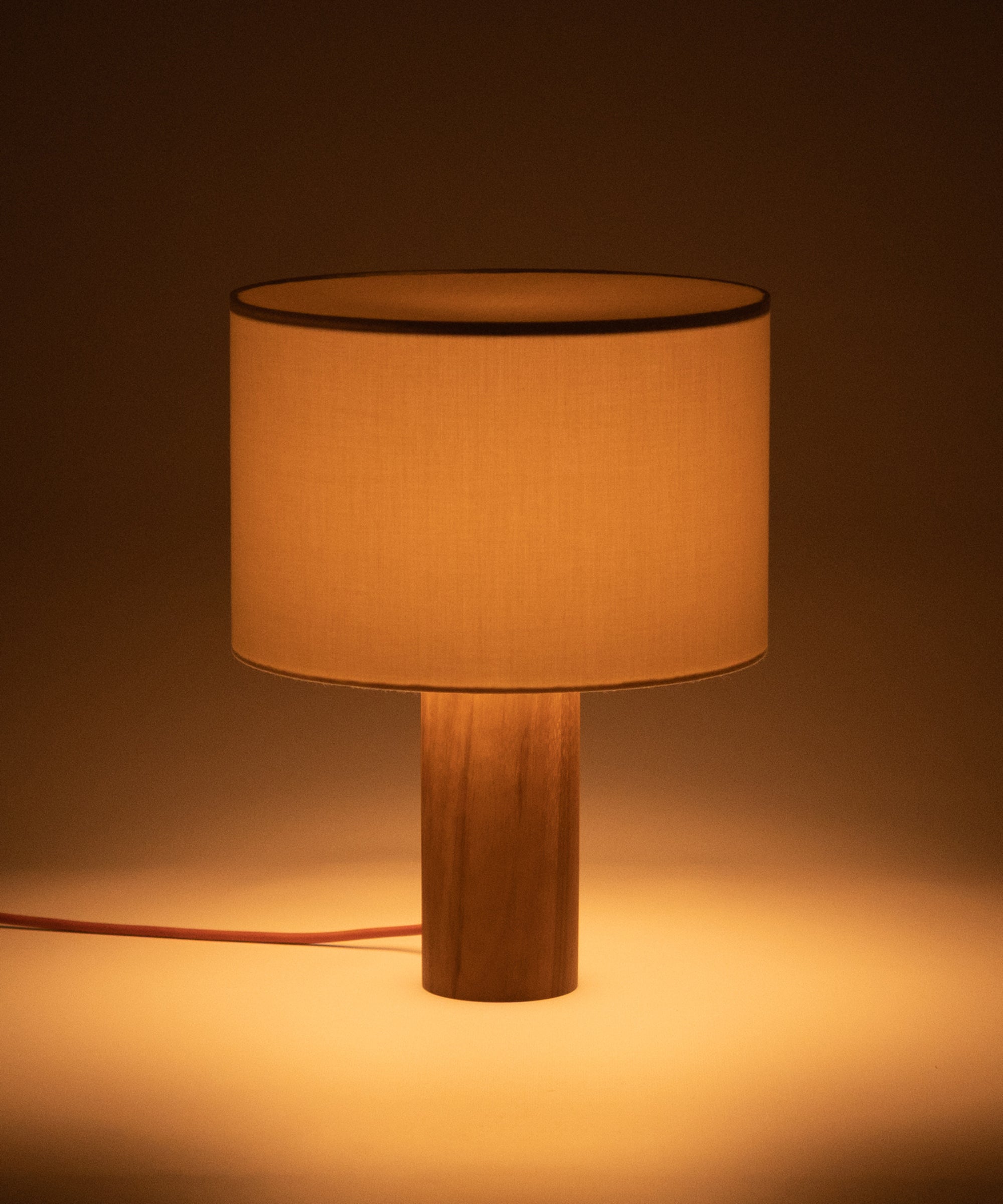 Pipito Table Lamp