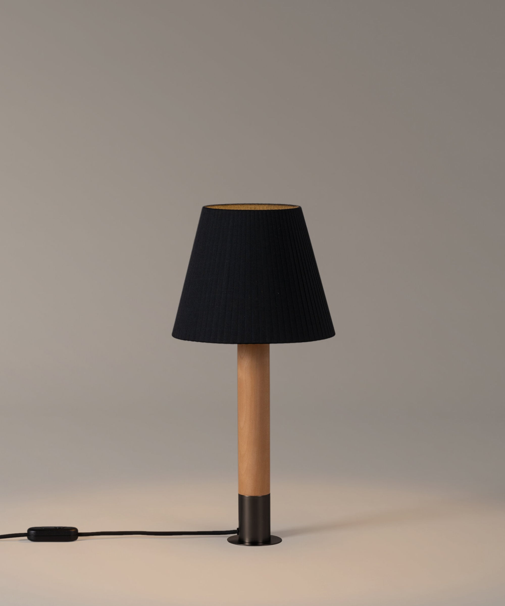 Basica M1 Table Lamp