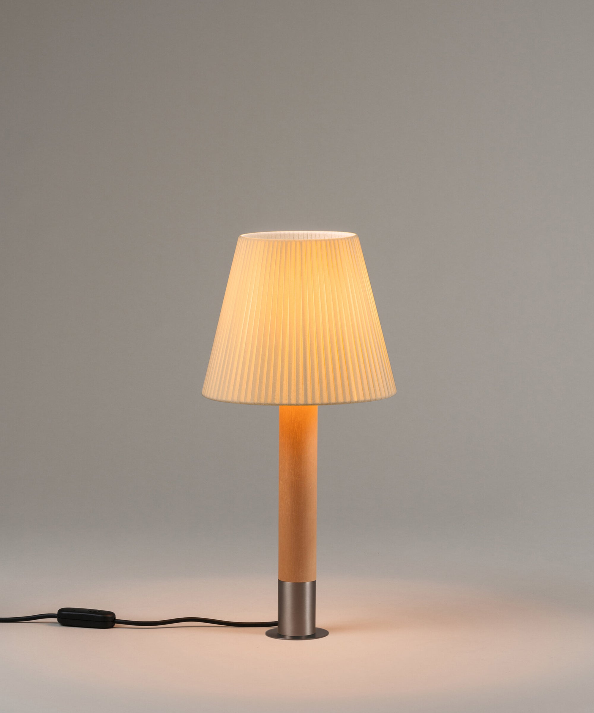 Basica M1 Table Lamp