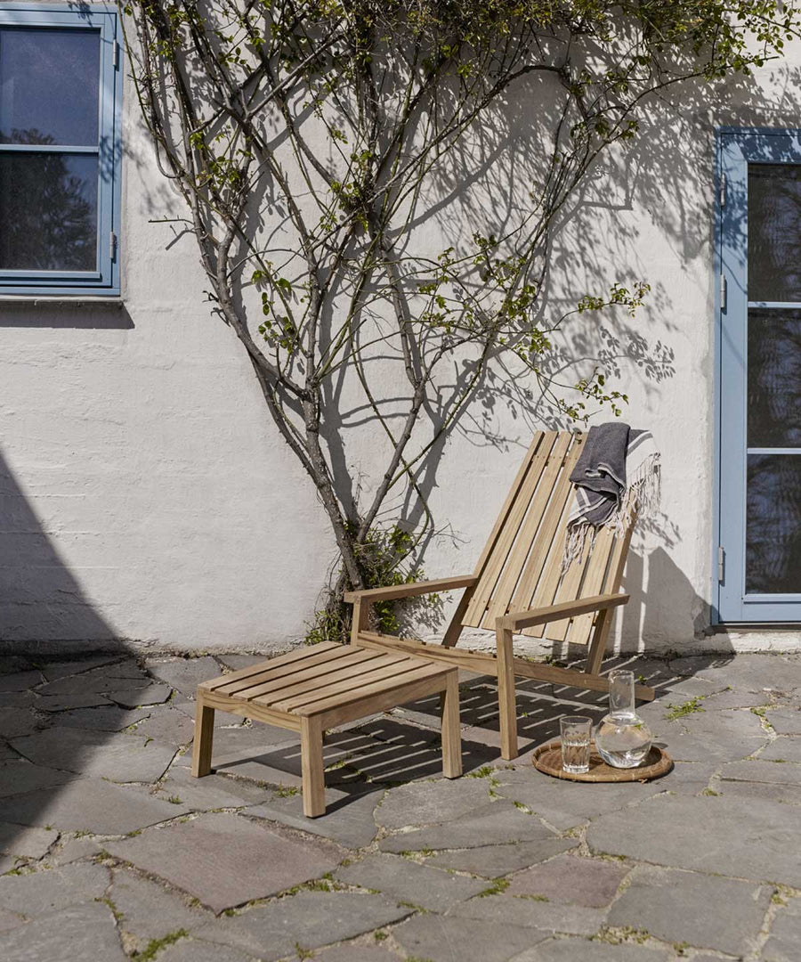 Between Lines Deck Chair