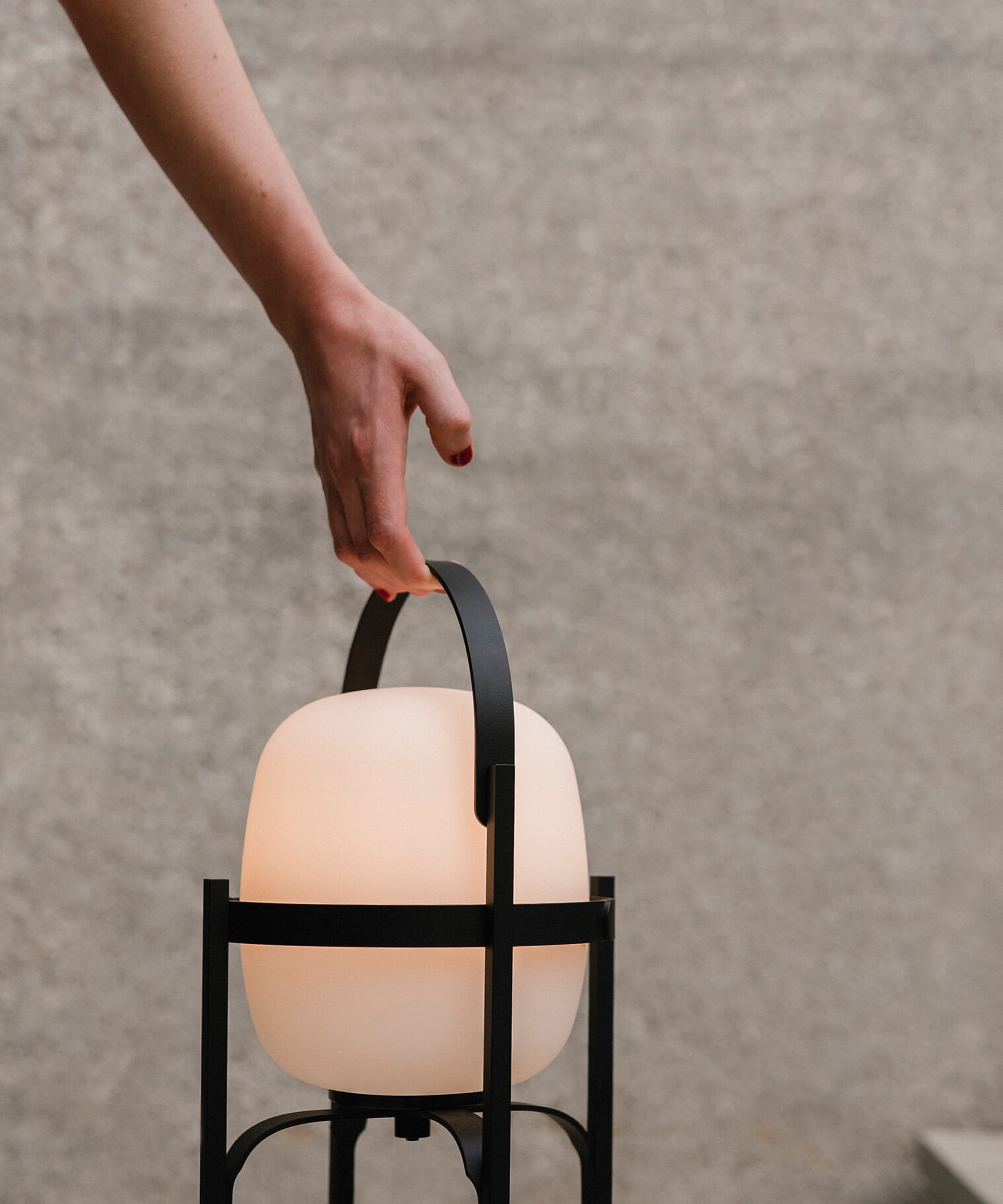Cestita Alublat Table Lamp