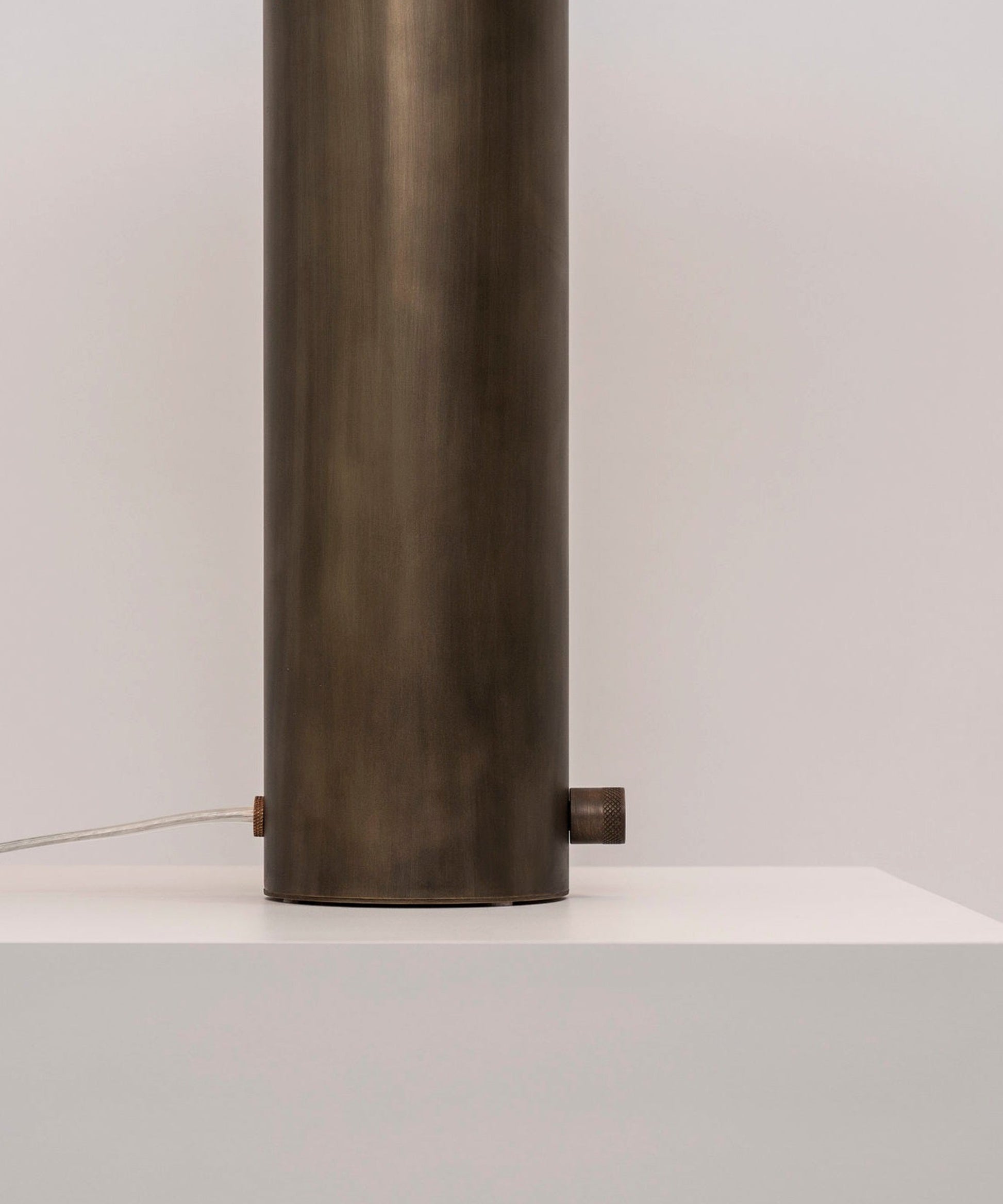 yama-table-lamp-06